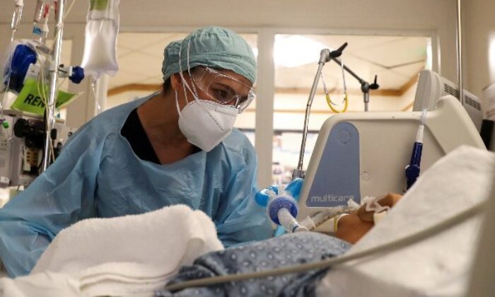 Birleşik Devletler’de kabus devam ediyor! Virüsten ölenlerin sayısı 118 bin 339’a yükseldi!.