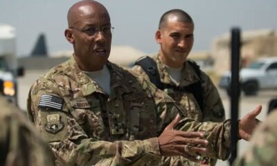 Amerika tarihinde bir ilk.. Siyahi bir asker kuvvet komutanlığına atandı!.