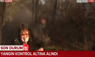 TRT muhabirinin canlı yayında zor anları! Neye uğradığını şaşırdı!. (video haber)