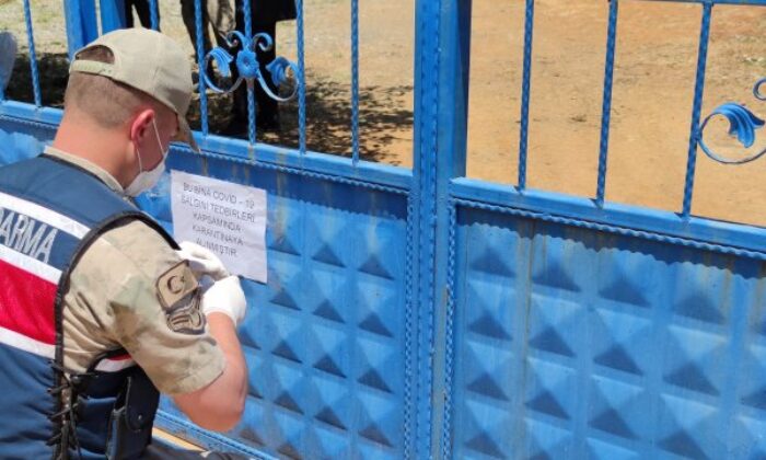 Geçmiş bayram ziyaretine gitti, 14 ev karantinaya alındı!.