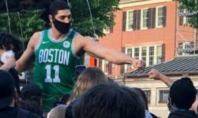 Clinton destekçisi FETÖ popüler teröristlerini Trump’a karşı sahaya sürüyor! Enes Kanter ABD’deki eylemlere katıldı!. (video haber)