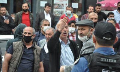 Belediyenin önünde ortalık karıştı! Dolmuşçulardan kayyum sloganı…