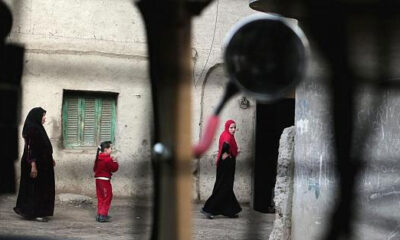 Coronavirüs aşısı dedi, 3 kızına kadın sünneti yaptı!.