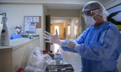 Sağlık Bakanlığı, Covid-19’la mücadelede normalleşme sürecine yönelik tedbirleri güncelledi!.