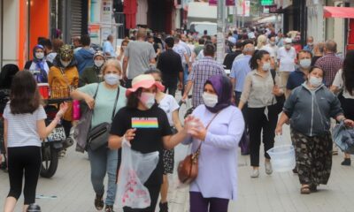 Yarından itibaren maske takmamanın cezası 900 lira..
