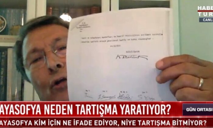 Yusuf Halaçoğlu canlı yayında açıkladı: “Ayasofya sahte belge ile müzeye çevrildi!.” (video haber)