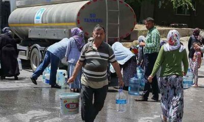 İzmir’de ki su çilesine vatandaşlar isyan etti! “Taşıma su ile değirmen döndürüyoruz!.”