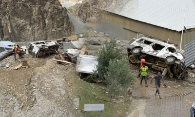 Süleyman Soylu afet bölgesinde! “12 köye ulaşımda sıkıntı yaşanıyor!.”