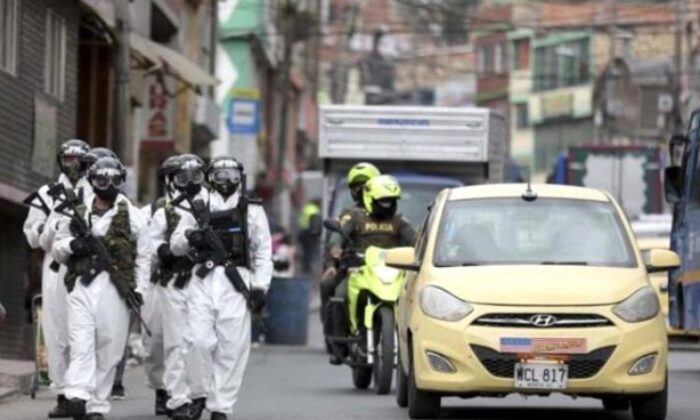 En kanlı coronavirüs önlemi! Kurallara uymayanlar infaz ediliyor!.