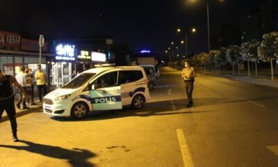 Durdurulmaya çalışılınca bekçiyi aracının kapısında sürükledi!.