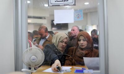 Katar, Gazzeli ihtiyaç sahiplerine nakdi yardımda bulundu!.