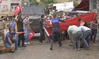 Operasyondan dönen jandarmaları kurban keserek karşıladılar!.