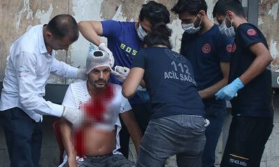 Taksim’de değnekçi terörü! Para vermeyi reddeden sürücüyü bıçakladı!.