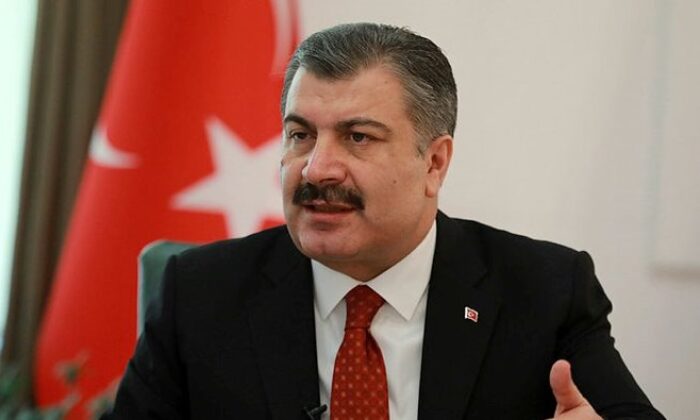 Fahrettin Koca asansörde yaşanan tartışmaya isyan etti!.