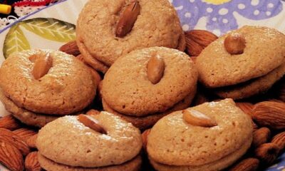 Pastane usulü acıbadem kurabiyesi nasıl yapılır?.