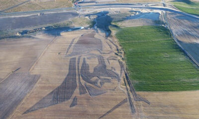 121 dönüm arazi üzerine çizilen Alparslan Silüeti görenleri büyüledi..
