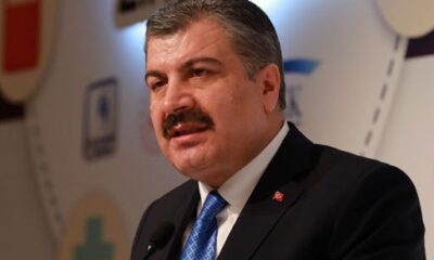 Fahrettin Koca coronavirüse yakalanan doktorun mesajını paylaştı! “Maske bile yetmiyor!.”