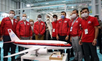 Somalili genç dahi TEKNOFEST’e geldi! Selçuk Bayraktar’dan anlamlı hediye..