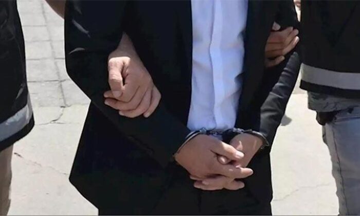 İstanbul merkezli 34 ilde FETÖ operasyonu! 94 şüpheli tutuklandı!.
