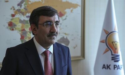 AK Partili Cevdet Yılmaz coronavirüse yakalandı!.