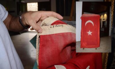 Anzak askerinin alıp bir sandıkta sakladığı 100 yıllık Türk bayrağı, vatana döndü!.