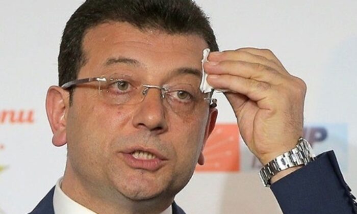 Ekrem İmamoğlu, camii arsasına heykel dikti!.