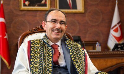 Rektör Bey’e 6 ay kiralanan lüks araç için devlet 81 bin 640 lira ödeyecek!.