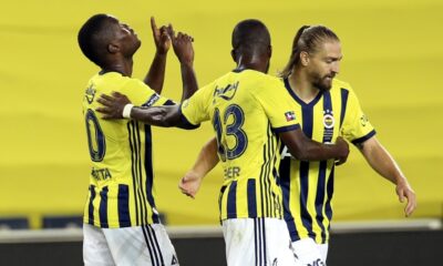 Kadıköy’de Samatta! Fenerbahçe, sahasında Fatih Karagümrük’ü 2-1 mağlup etti!.