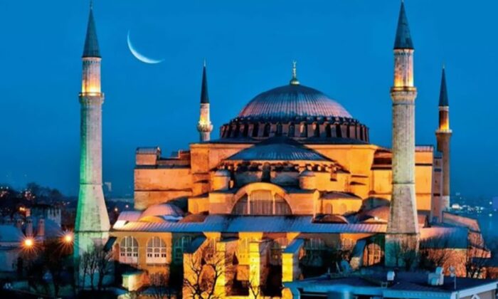Ayasofya imarethanesi yeniden faaliyete geçecek!.