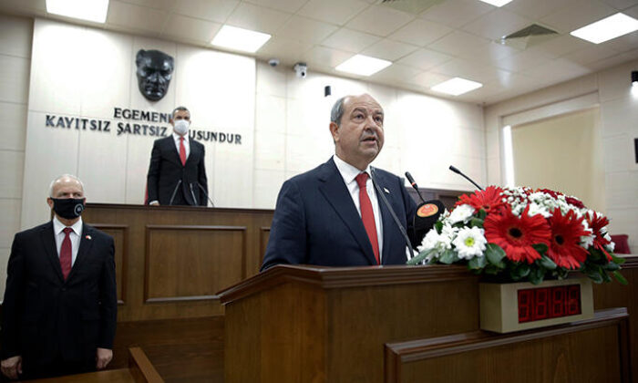 KKTC’de Cumhurbaşkanı Tatar resmen göreve başladı!.