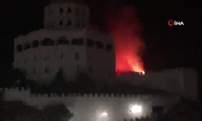 SON DAKİKA! Ankara Estergon Kalesi’nde yangın..
