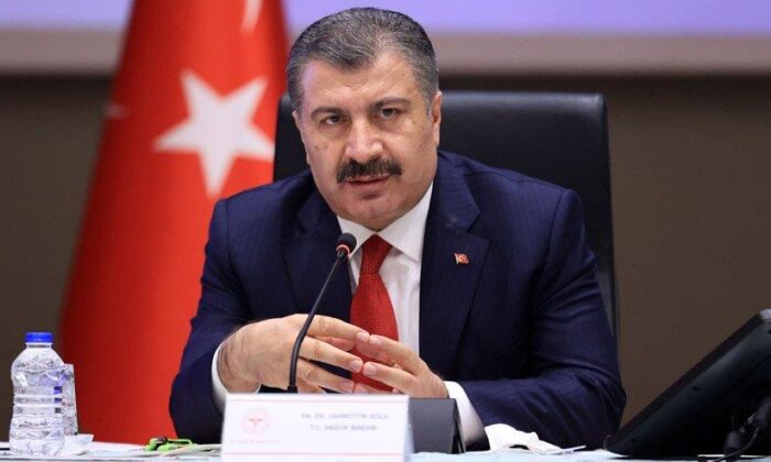 Sağlık Bakanı Dr. Fahrettin Koca açıklama yapıyor!. (canlı yayın)