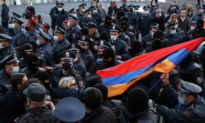 Paşinyan’ın istifası için protestolar sürüyor!.
