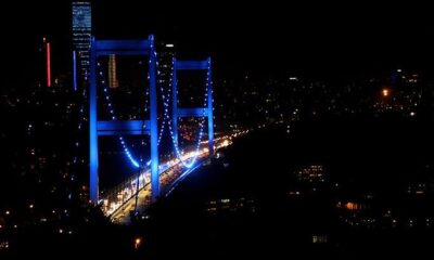 İstanbul’da ki köprüler maviyle ışıklandırıldı!.