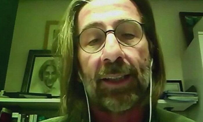 Umut Taciri Ercüment yine piyasaya çıktı!. Şimdi de Sağlık Bakanını hedef aldı!.