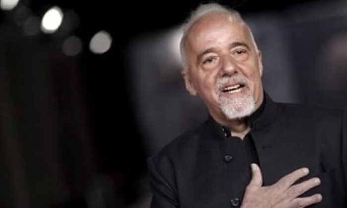 Poulo Coelho, İnşirah Suresini paylaşarak Türkiye’ye deprem bağışı yapacağını duyurdu!.