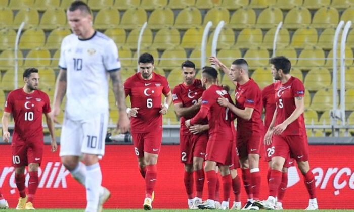 Milli Takım 28 yıl sonra Rusya’yı Kadıköy’de sahaya gömdü!.