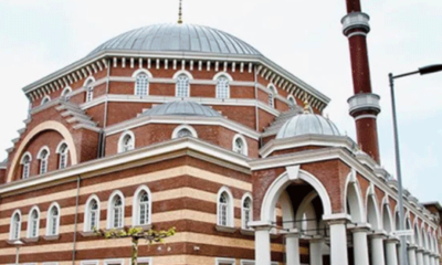Hollanda’da bulunan Ayasofya Camii’ne alçak saldırı…