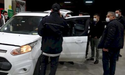 Sahte polis gerçek polise kimlik sorunca yakayı ele verdi!.