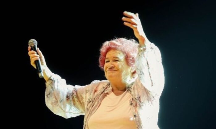 Selda Bağcan “Açık giyinmek ayıp geliyor bana” dedi, sosyal medyada linç başladı!.