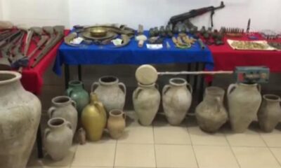 Tarihi eser kaçakçılarının evi cephanelik çıktı, FETÖ şüphelisi 1 kişi gözaltında..