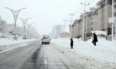 3 ilde 729 yerleşim birimi ulaşıma kapalı..