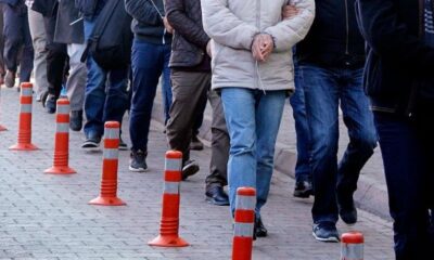 Balıkesir merkezli 10 ilde FETÖ operasyonu! 17 şüpheli gözaltına alındı!.