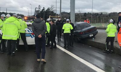 15 Temmuz Şehitler Köprüsü çıkışında kaza! 3 yaralı..