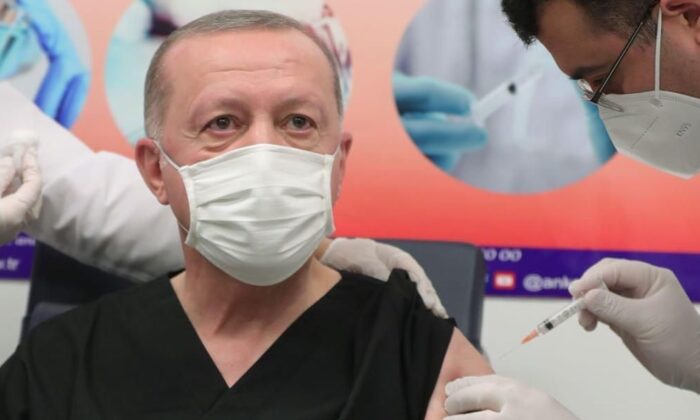 Covid-19 aşısı yaptıran Başkan Erdoğan’dan ilk açıklama.. (video haber)