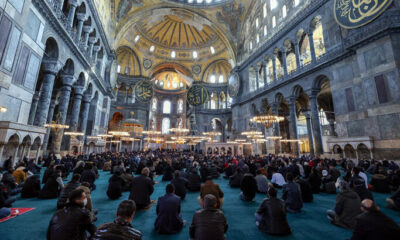 Şehzade Osmanoğlu için Ayasofya-i Kebir Camii’nde gıyabi Cenaze Namazı kılındı!.