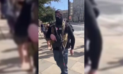 ABD’de Trump destekçileri silahlanıp sokağa indi!. (video haber)