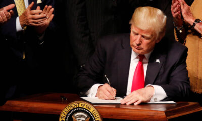 Trump, giderayak 143 mahkum için af çıkardı!.