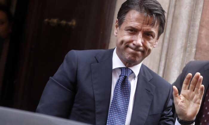 İtalya’da siyasi kriz! Başbakan Giuseppe Conte istifa etti!.