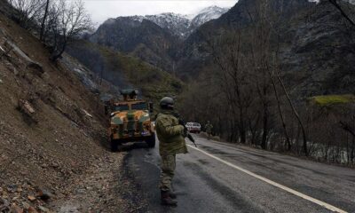 1’i 28 yıldır aranan 5 PKK’lı terörist teslim oldu!.